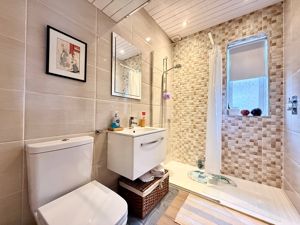 Photo 22- click for photo gallery